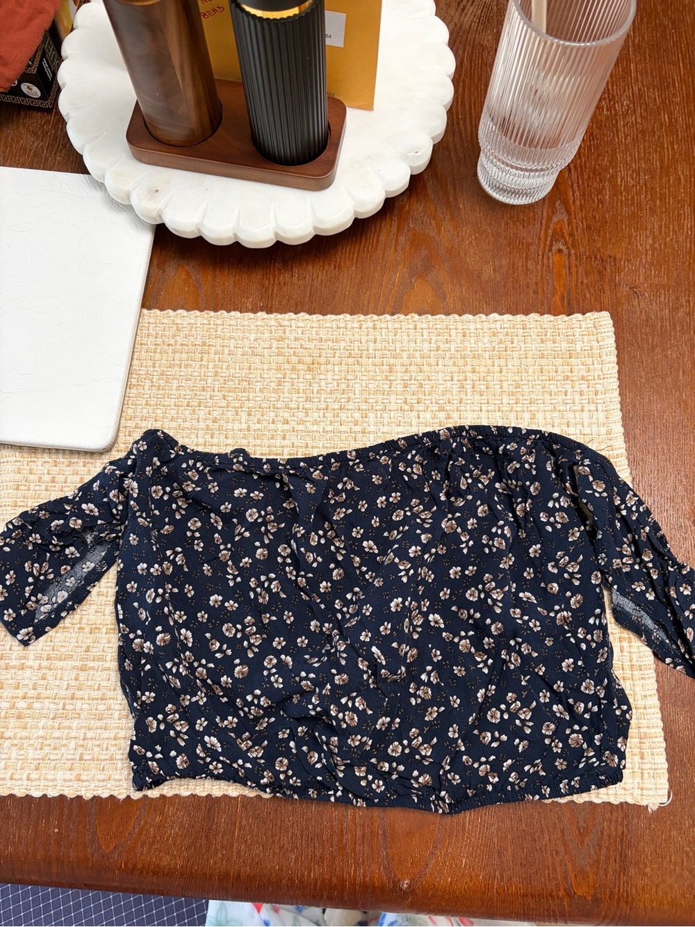 Brandy Melville Floral Sleeveless Navy Blouse